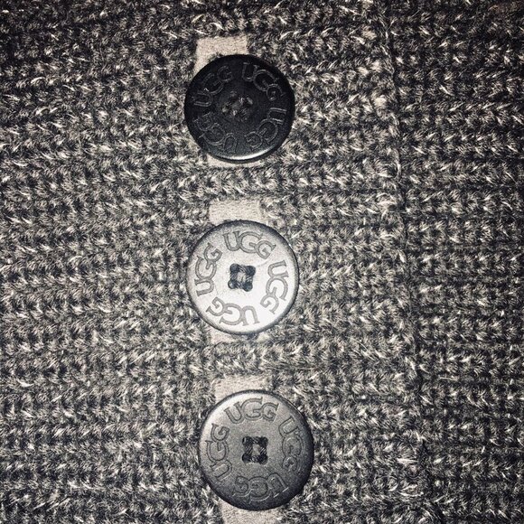 UGG Australia Gray Classic Cardy Ribbed Knit Tall Slip On Wood Button Boots 8 - Picture 10 of 11